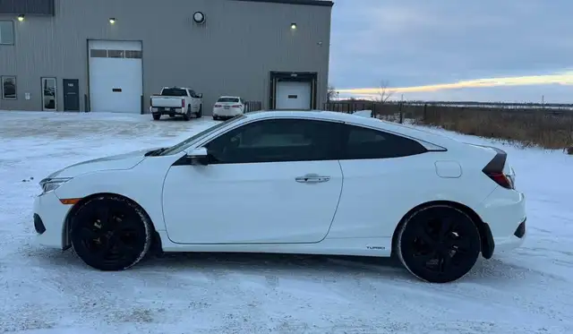 2016 Honda Civic Coupe - Photo 3