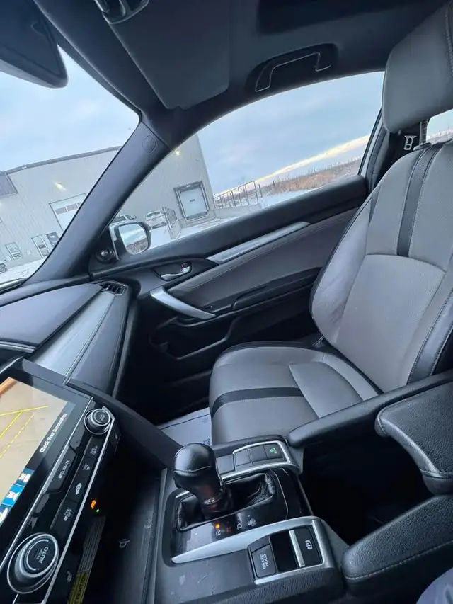 2016 Honda Civic Coupe - Photo 11