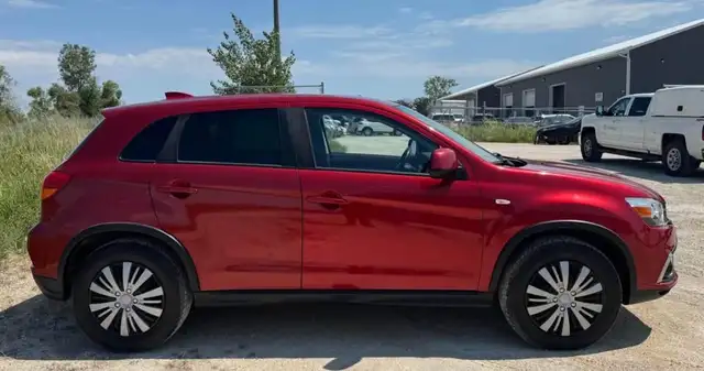 2018 Mitsubishi RVR SE - Photo 4