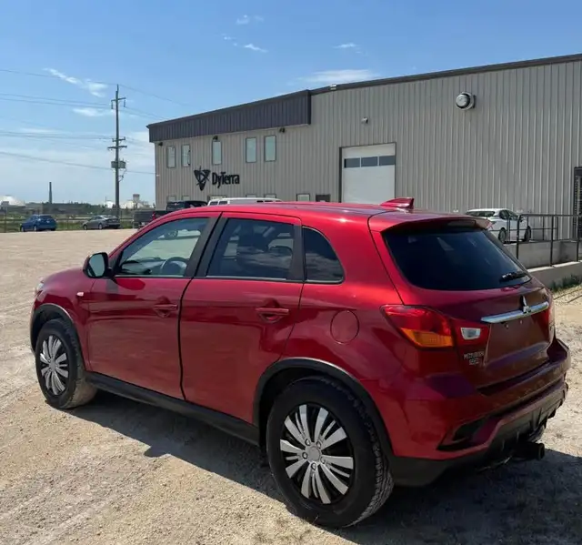 2018 Mitsubishi RVR SE - Photo 7