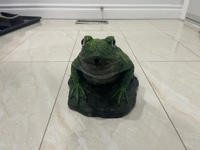 Garden Fountain - Photo 3