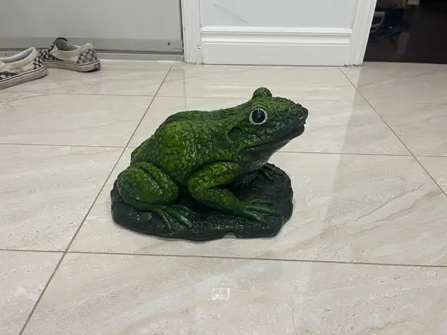 Garden Fountain - Photo 4