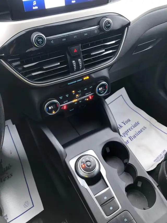 2021 Ford Escape SEL - Photo 11