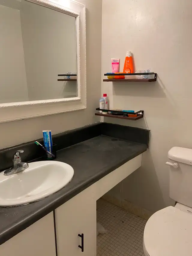 3 Bed 1.5 Washroom Condo Apartment for Rent Kennedy and Lawrence - Photo 3