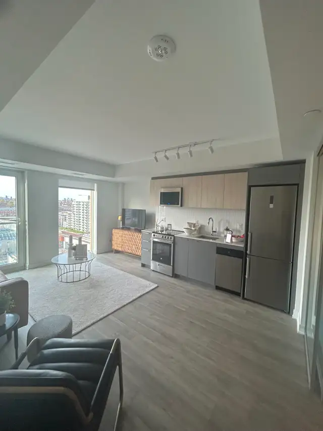 1 Bedroom Available - $2020   2 Free Months  - Toronto - Photo 6