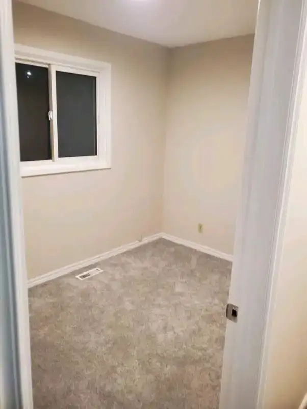 5-bedrm-EIA friendly-home in good area in EK WPG for rent May 15 - Photo 6