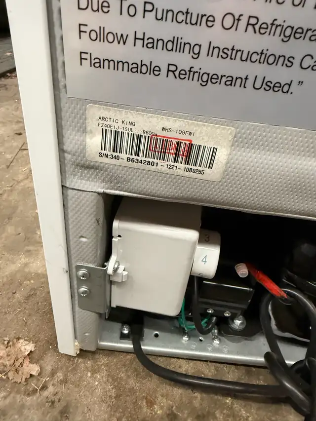 Arctic King Freezer - Photo 3