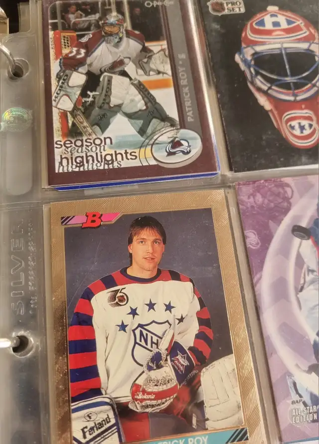 25 et 26 avril carte de hockey.bassball.couteau épée. Pokemon.vh - Photo 3