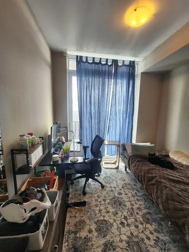 beautiful 2 Bedroom Condo for rent ( yonge / Eglinton) - Photo 9