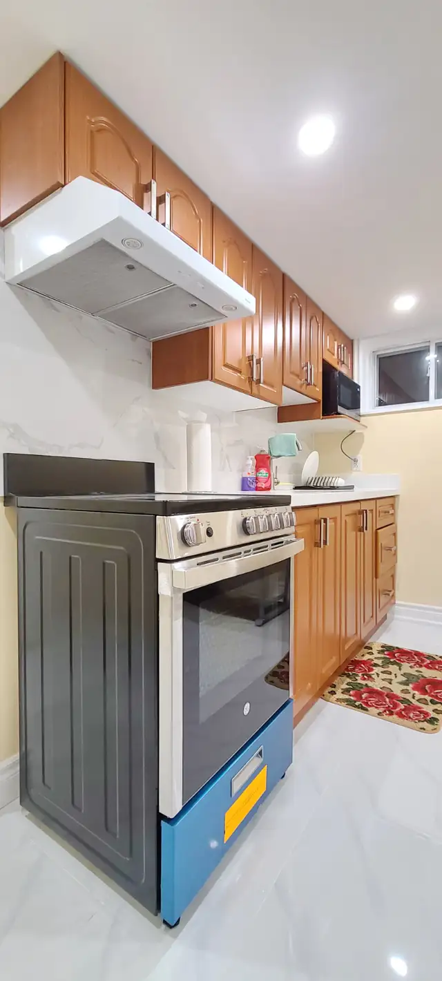 $700 / 1br - $700 BASEMENT - 1 BED ROOM NEWLY RENOVATED FOR RENT - Photo 4