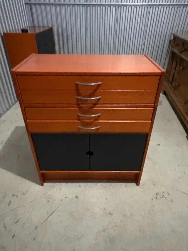 Free delivery used Storage Cabinet with Drawers