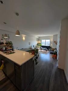 Bright & Spacious 1-Bedroom   Large Den – Sublet Available ($1, - Photo 3