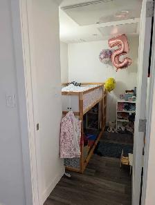 Bright & Spacious 1-Bedroom   Large Den – Sublet Available ($1, - Photo 8