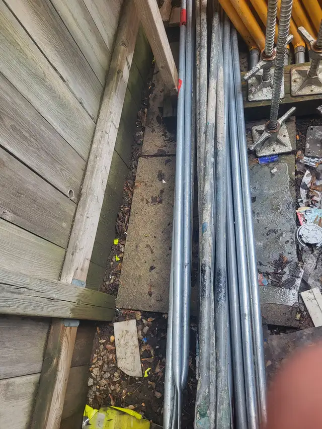 scaffolding - Photo 4