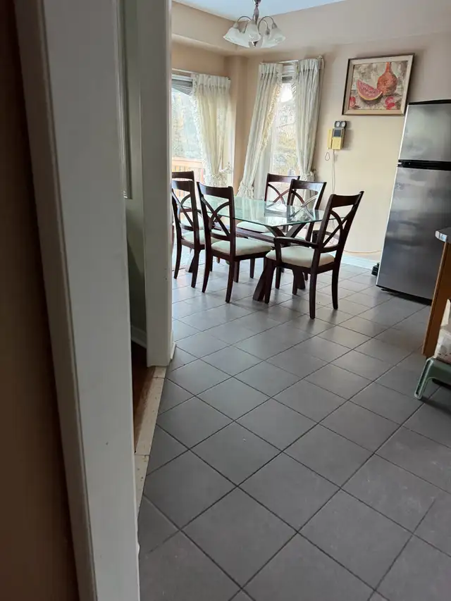 Furnished Room - Photo 6