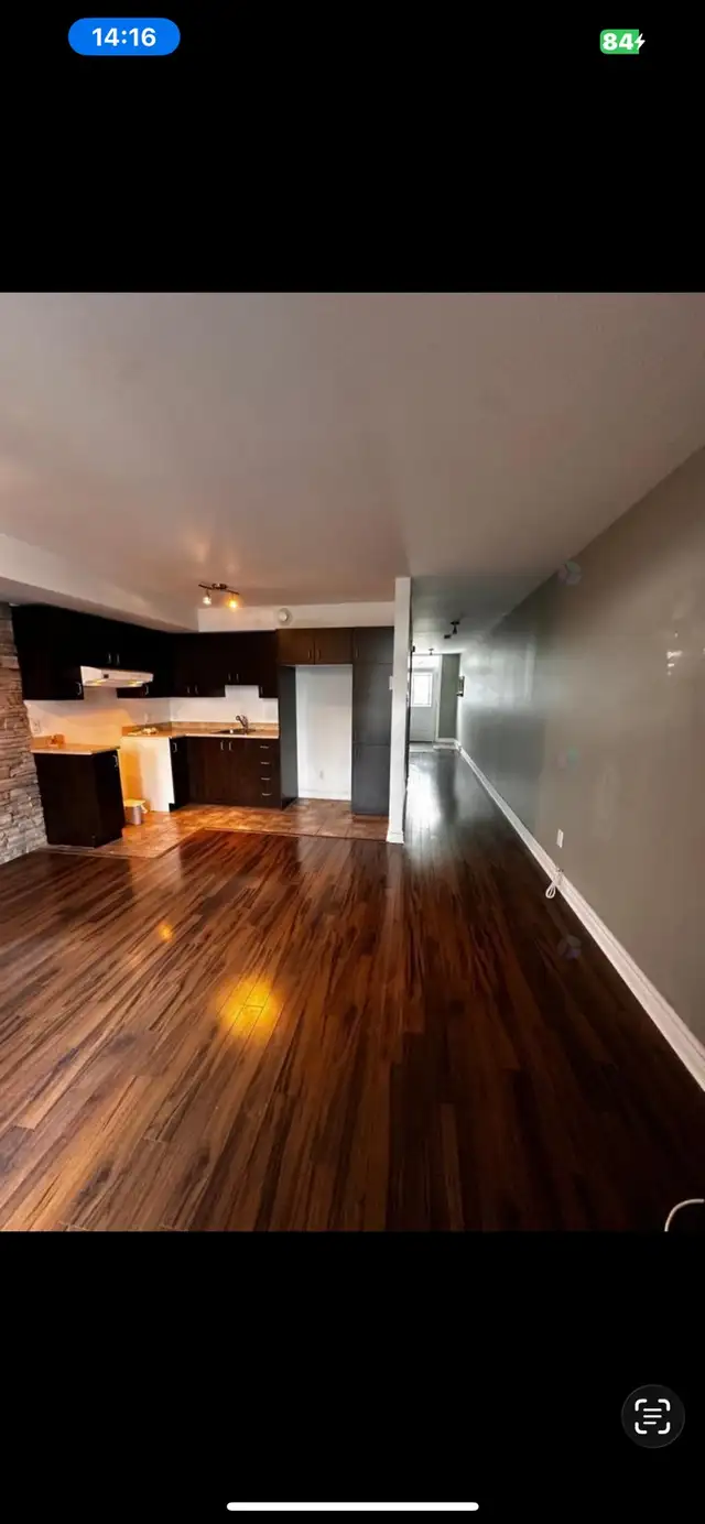 3 1/2 modern | 1250$ | Hydro   internet inclus | Près métro Cadi - Photo 3