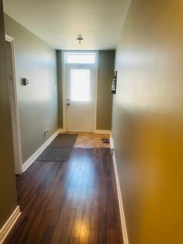 3 1/2 modern | 1250$ | Hydro   internet inclus | Près métro Cadi - Photo 4