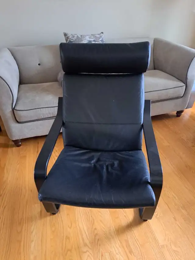IKEA POENG LEATHER CHAIR - Photo 2