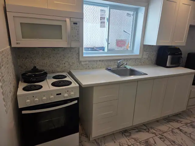 À LASALLE. BACHELOR 3 1/2. RÉNOVÉ AOÛT 2025.MEUBLÉ ET ENSOLEILLÉ - Photo 8