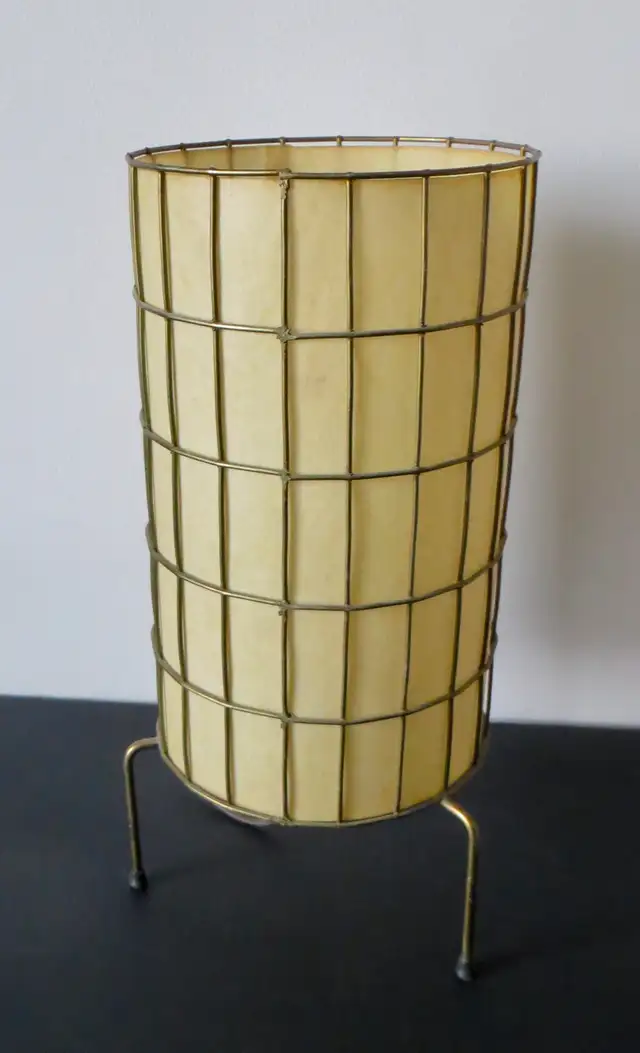 PAST and PRESENT ANTIQUES - VINTAGE  LAMPS & LIGHTING - Photo 7