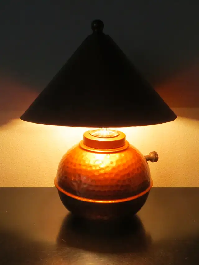 PAST and PRESENT ANTIQUES - VINTAGE  LAMPS & LIGHTING - Photo 10
