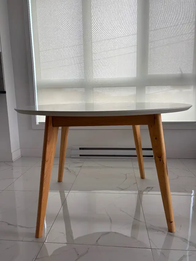 Table salle à manger/ dinning table - Photo 5