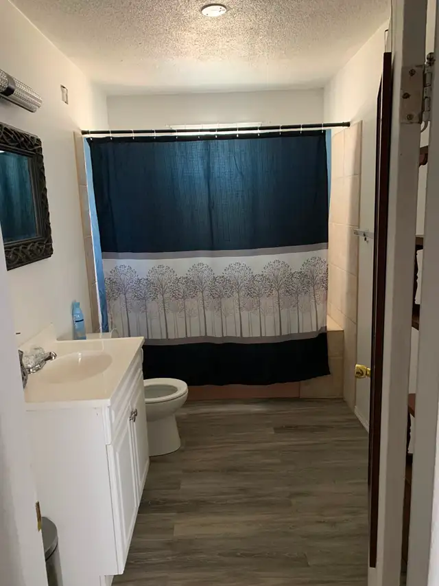 Room For Rent - Photo 12