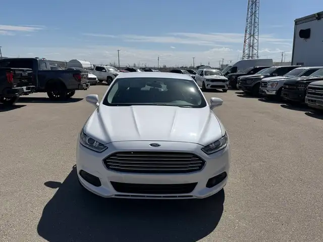 2014 Ford Fusion SE FWD/NAVIGATION/B.CAM/CRUISE CONTROL - Photo 2