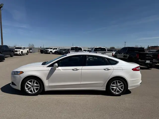 2014 Ford Fusion SE FWD/NAVIGATION/B.CAM/CRUISE CONTROL - Photo 4