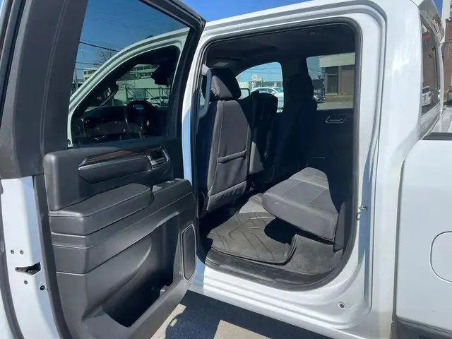 2024 Chevrolet SILVERADO 3500HD LT Crew Cab 4WD - Photo 10