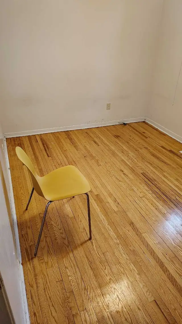 $485Room rent May/June 1st  Steeles / Bathurst ,Privet /Shared - Photo 9