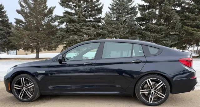 2015 BMW GRAN TURISMO 550i xDrive 4dr Hatchback AWD