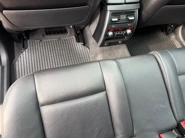 2015 BMW GRAN TURISMO 550i xDrive 4dr Hatchback AWD - Photo 7