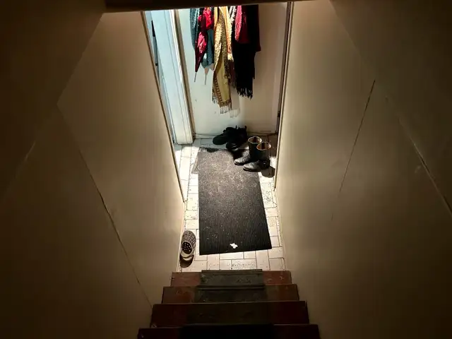 Beau et grand 2 ½ sur le Plateau disponible le 15 juin!!