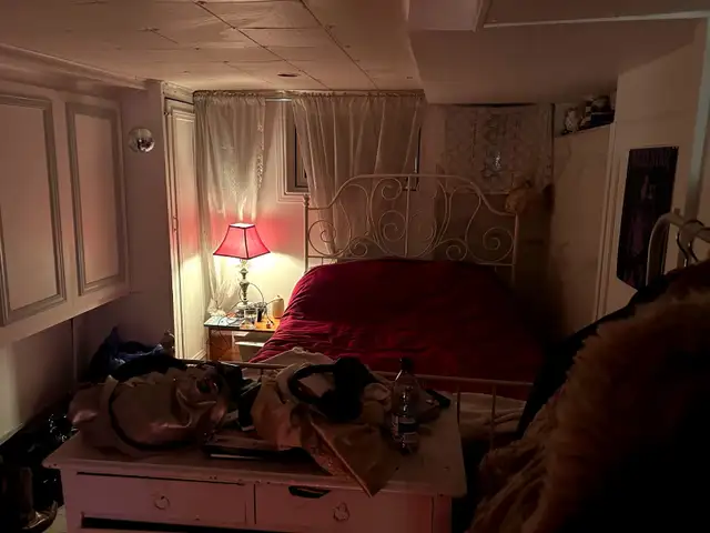 Beau et grand 2 ½ sur le Plateau disponible le 15 juin!! - Photo 2