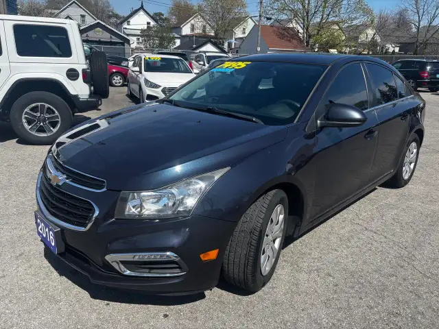 2016 Chevrolet Cruze LT, Back-Up-Camera, Keyless, Bluetooth - Photo 3