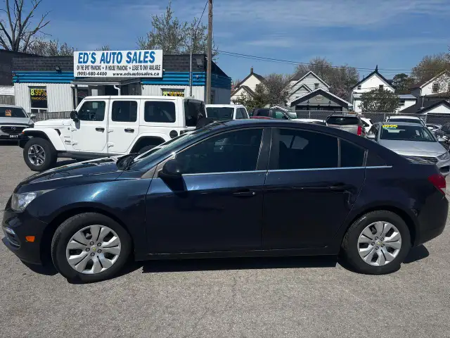 2016 Chevrolet Cruze LT, Back-Up-Camera, Keyless, Bluetooth - Photo 4