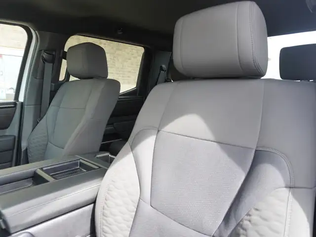 2025 Toyota Tundra TRD 4x4 OFF-ROAD CREW MAX - 6.5 FT BED | Load - Photo 20