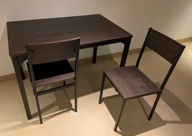 Patio Table/Game Table and Chairs