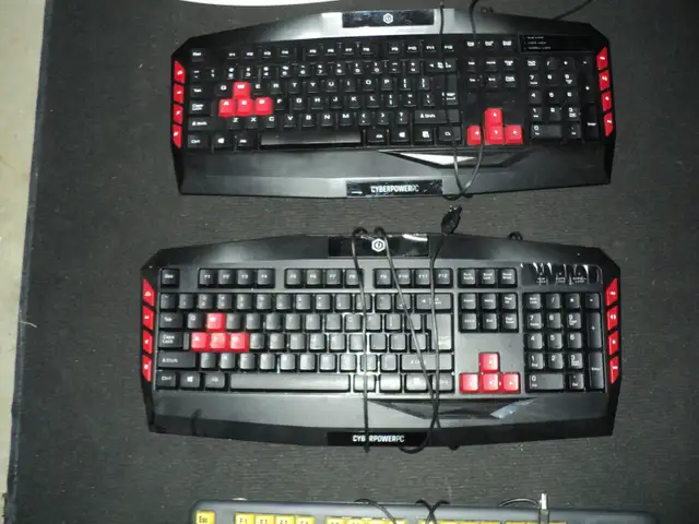 VARIOUS KEYBOARDS - Microsoft EZ Keys & CyberPower etc. - Photo 4