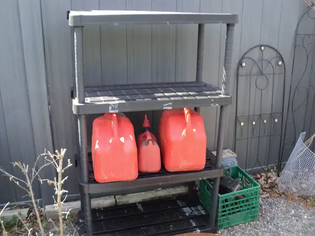 UTILITY 4 shelf rack - only calls please 519-250-5890