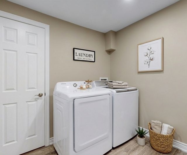 Modern 2 Bedroom Basement Apartment – Separate Entrance – Oshawa - Photo 5