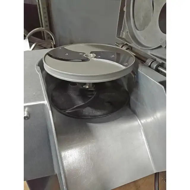 Robot Coupe Commercial Food Processor CL50 - Photo 3