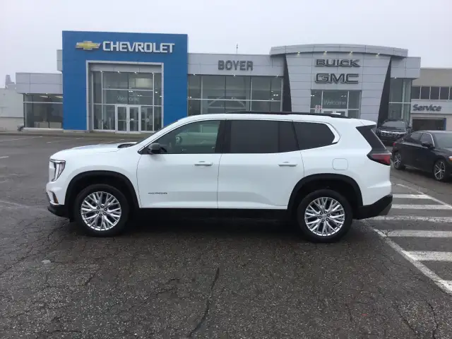 2026 GMC Acadia - Photo 2