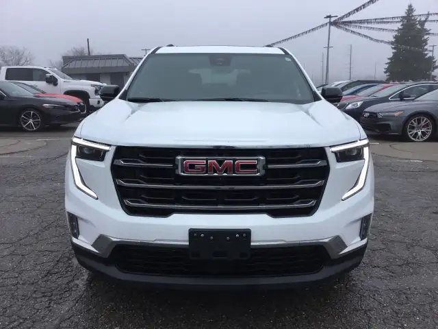 2026 GMC Acadia - Photo 8