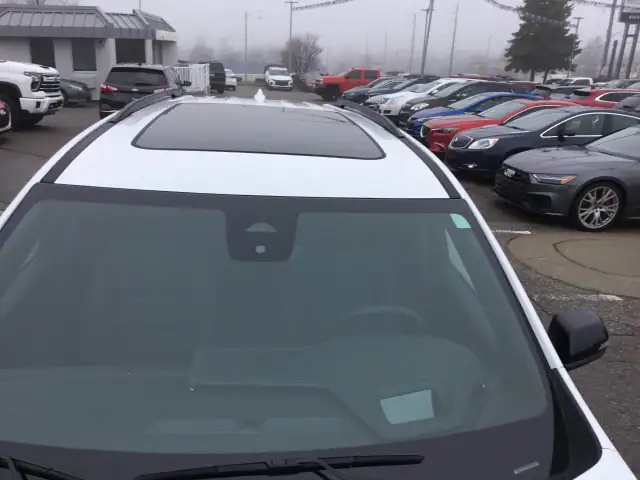 2026 GMC Acadia - Photo 9