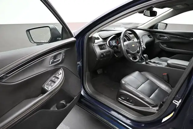 2016 Chevrolet Impala 2LT Call 902-466-9550 Leather, heated seat - Photo 18