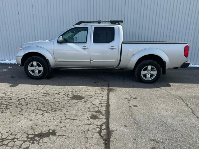 2008 Nissan Frontier 4x4 / financement Maison disponible - Photo 3