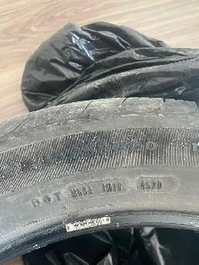 4 pneus à vendre 235/55R20 pour suv Toyota Highlander