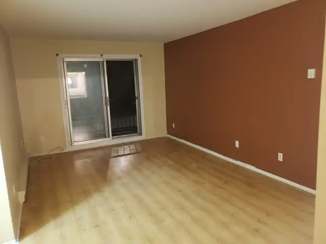 Rent, Louer, 4 1/2 apartment, ile-perrot,  sunny,  balcony, yard - Photo 3